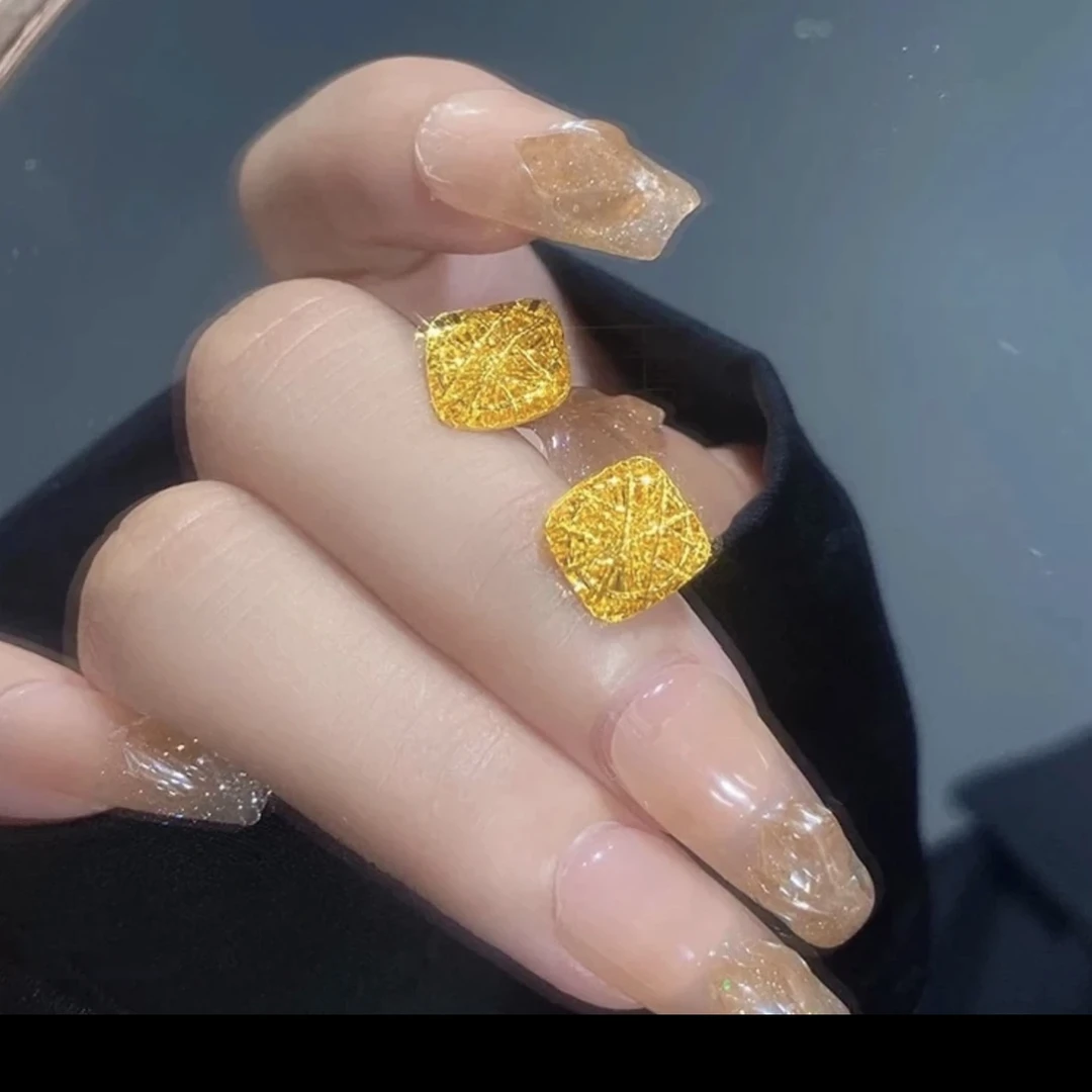 铜合金耳饰 新中式同款爆款金色小方糖耳钉女精致百搭高级气质