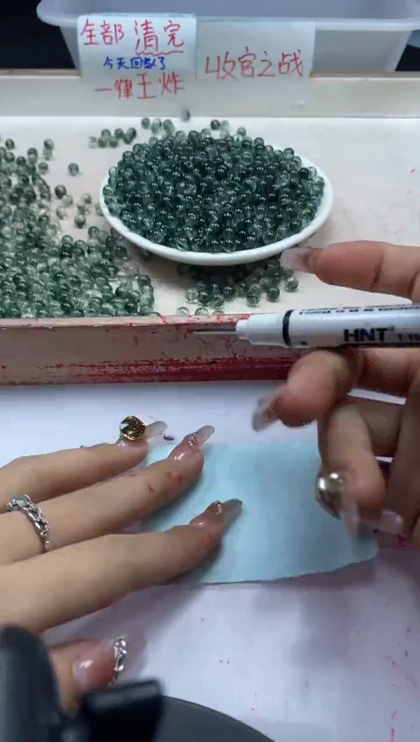 【闪购商品】水晶颈饰未镶嵌w139绿幽灵烤色6mm*30颗