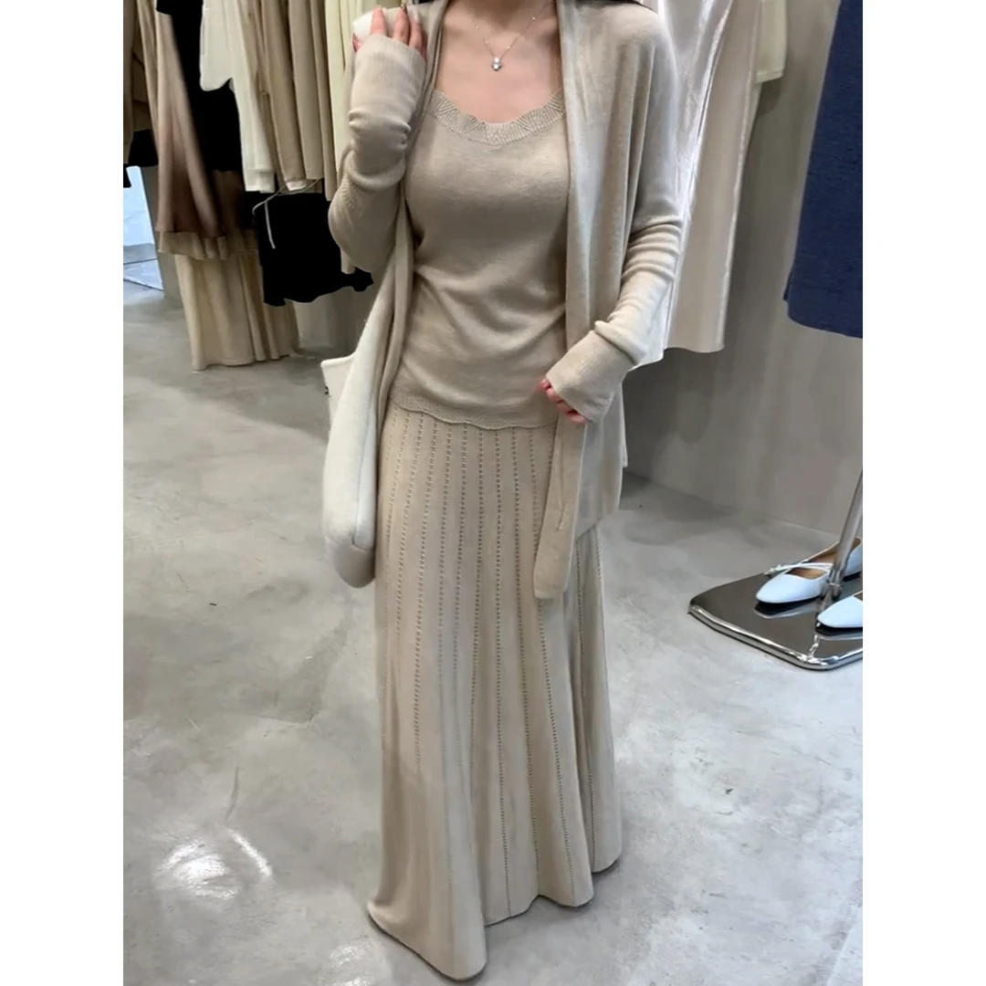 韩系休闲慵懒风OOTD穿搭一整套早秋新款针织开衫吊带半身裙三件套