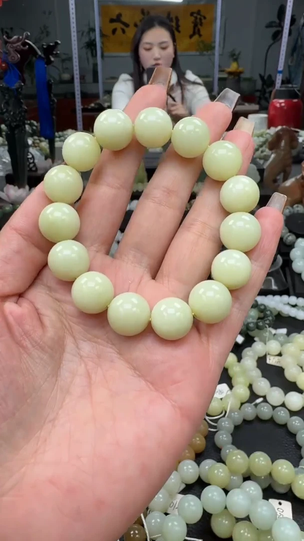 未镶嵌手串和田玉新疆若羌黄口卡14