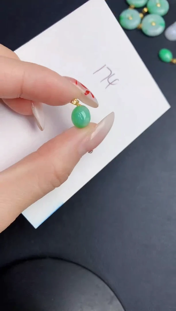 【闪购商品】翡翠颈饰18K金镶嵌00000000000