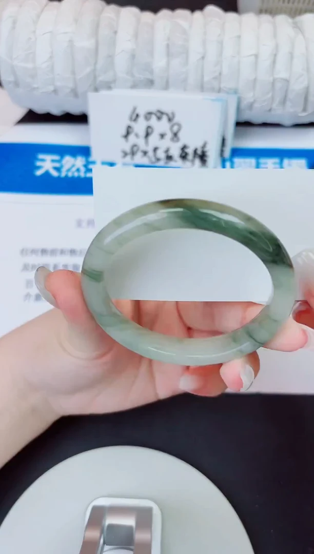 未镶嵌手镯石英质玉103/62