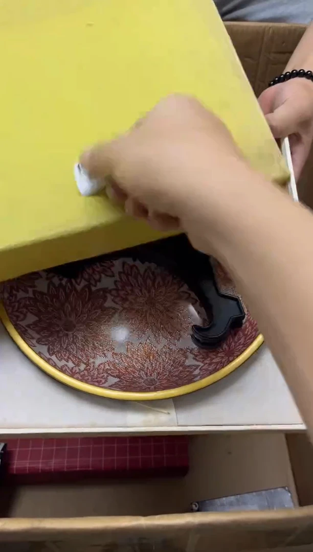 瓷片李**?748 李李  李李
