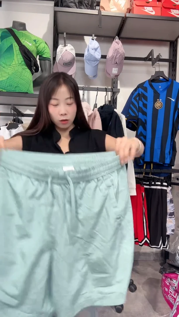 1488 编码 瑕疵款直播间过款为准 尺码L
