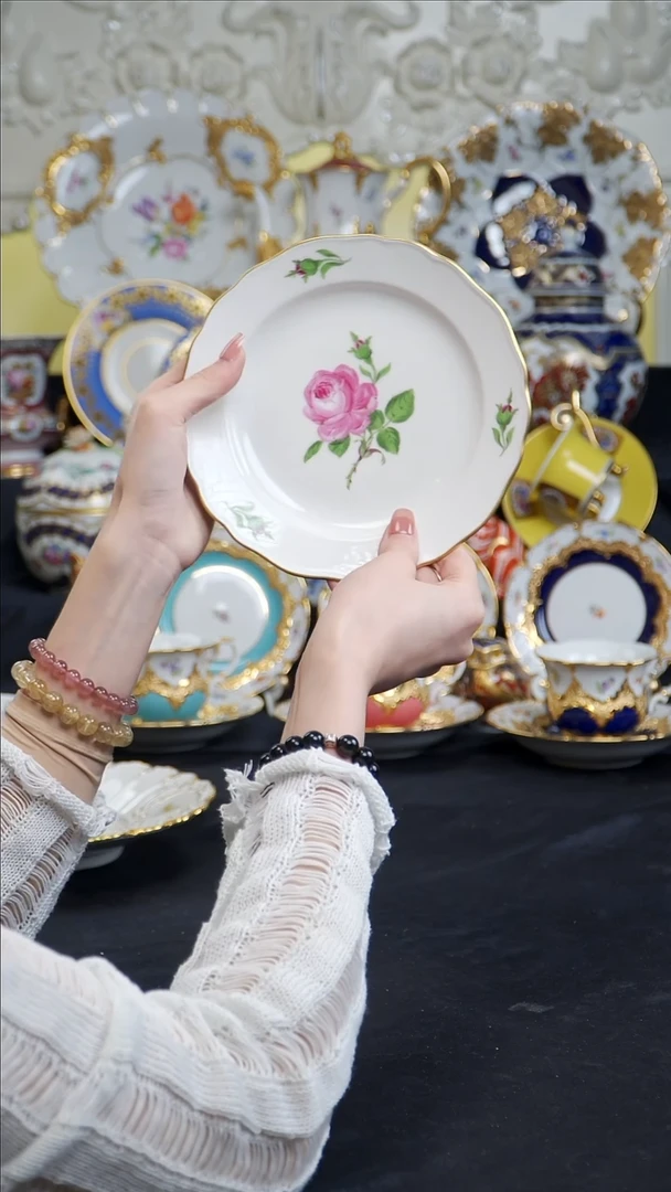 骨瓷婷婷中古器物如图所示122