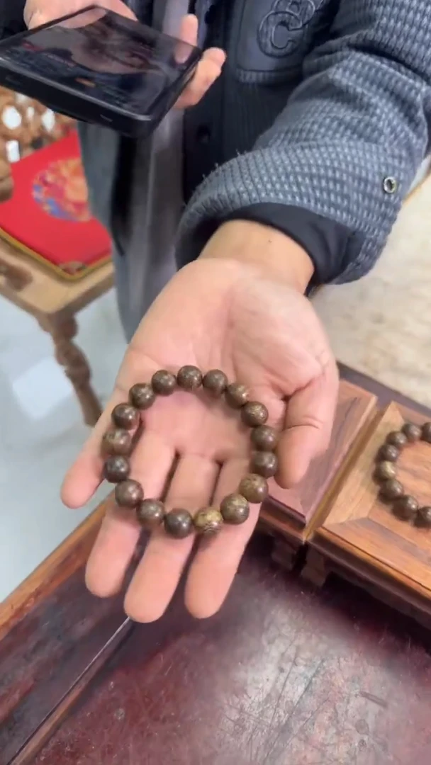 花梨木类木雕款工艺品88888888