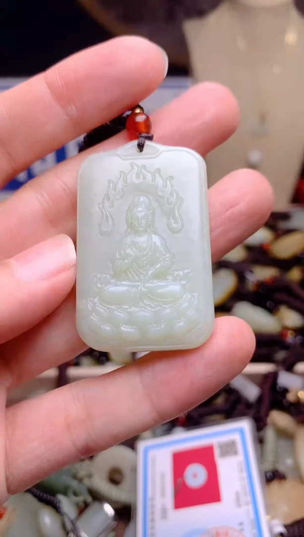 和田玉未镶嵌颈饰1