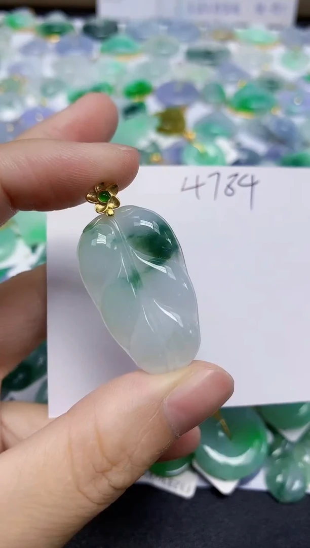 翡翠未镶嵌颈饰天然缅甸翡翠A货