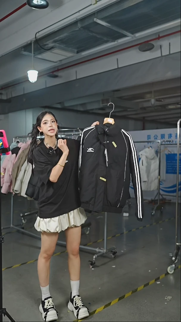 YKYB羽绒服    099