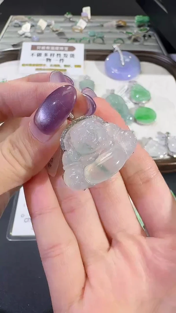 吊坠(不含链)18K金镶嵌翡翠【源头工厂】钻石镶嵌