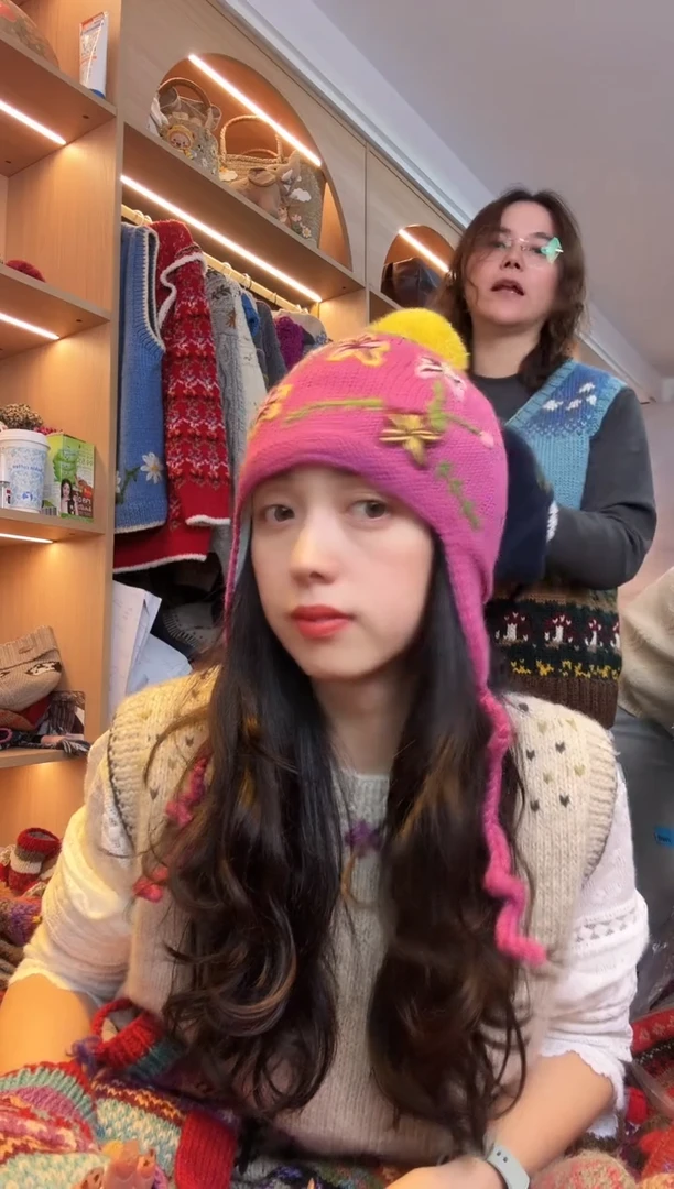 纯棉美利奴刺绣护耳帽