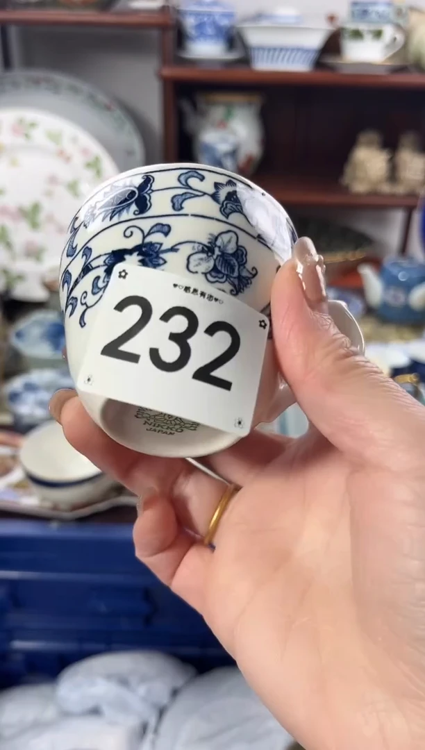 【闪购商品】瓷片232...............