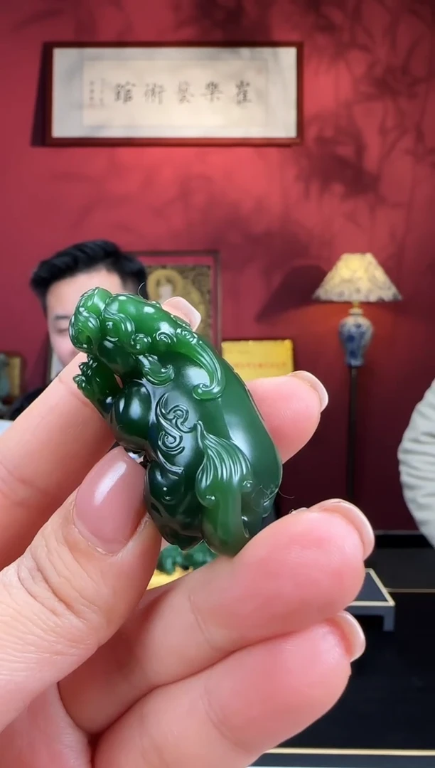 未镶嵌和田玉挂件貔貅y82