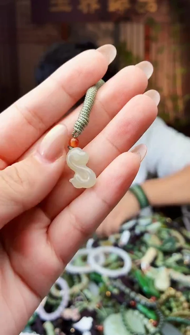 颈饰未镶嵌和田玉多样性发货拍一发一