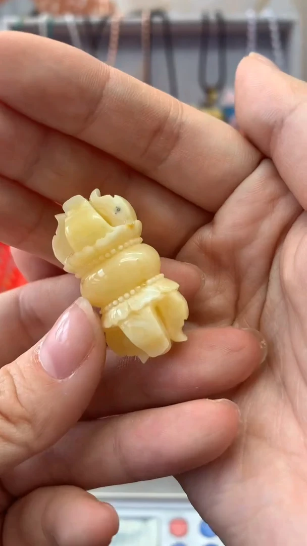 【闪购商品】琥珀珠宝奇石未镶嵌1452瑕疵