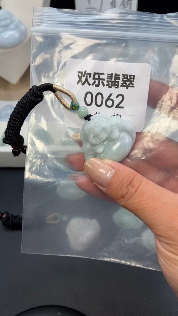 颈饰未镶嵌翡翠缅甸天然翡翠0062