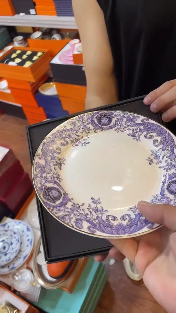 杯鸿辉家品牌瓷器，京东包邮！