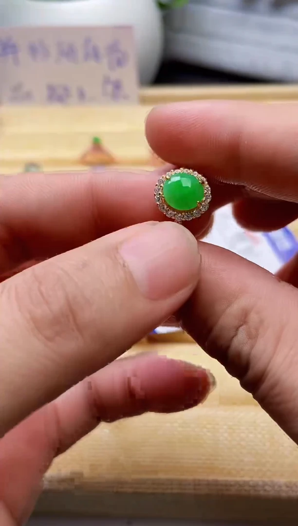 【闪购商品】翡翠戒指银S925镶嵌0000