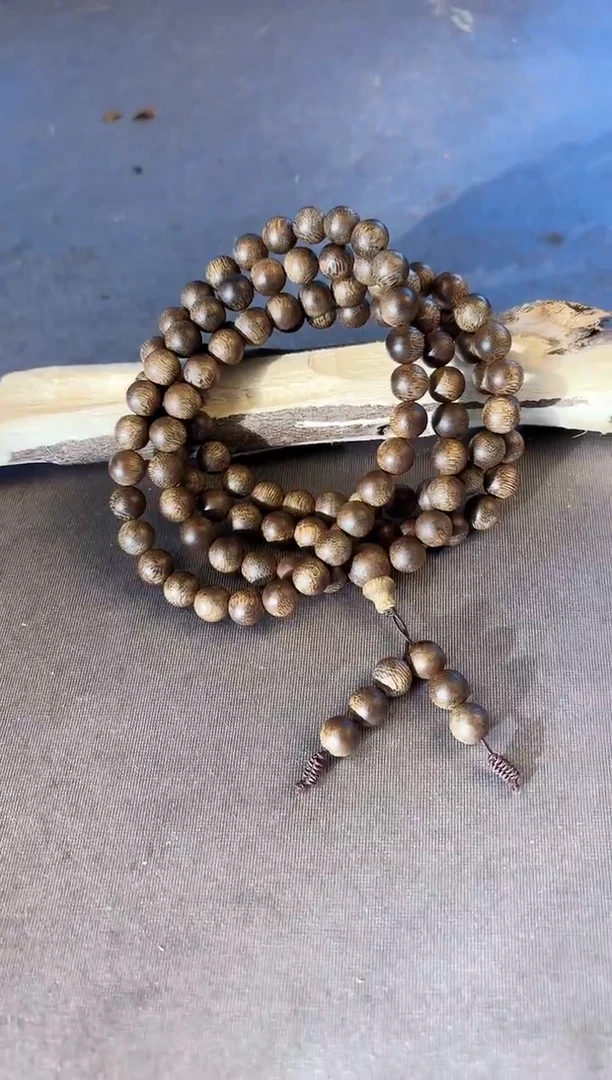 沉香沉香碎屑老白奇08圆珠多圈99沉多样性发一