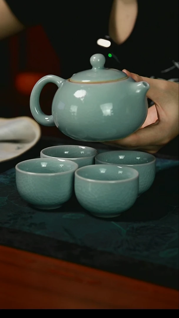 西施壶 一壶四杯  开片 一级品