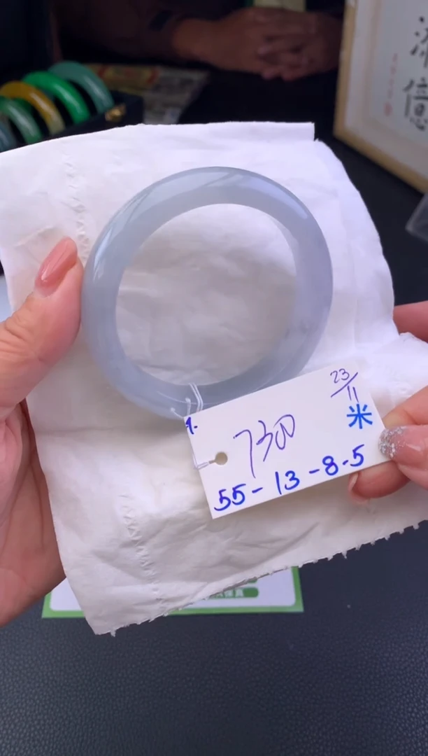 未镶嵌手镯翡翠假一赔三   手镯