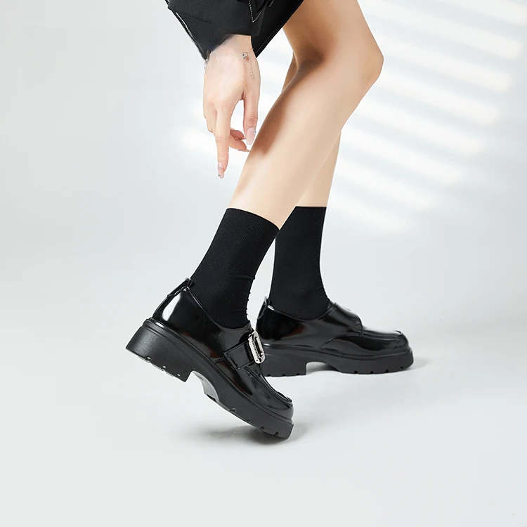 秋冬大扣饰厚底乐福鞋414205059