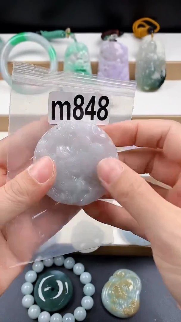 颈饰未镶嵌翡翠天然翡翠吊坠挂件