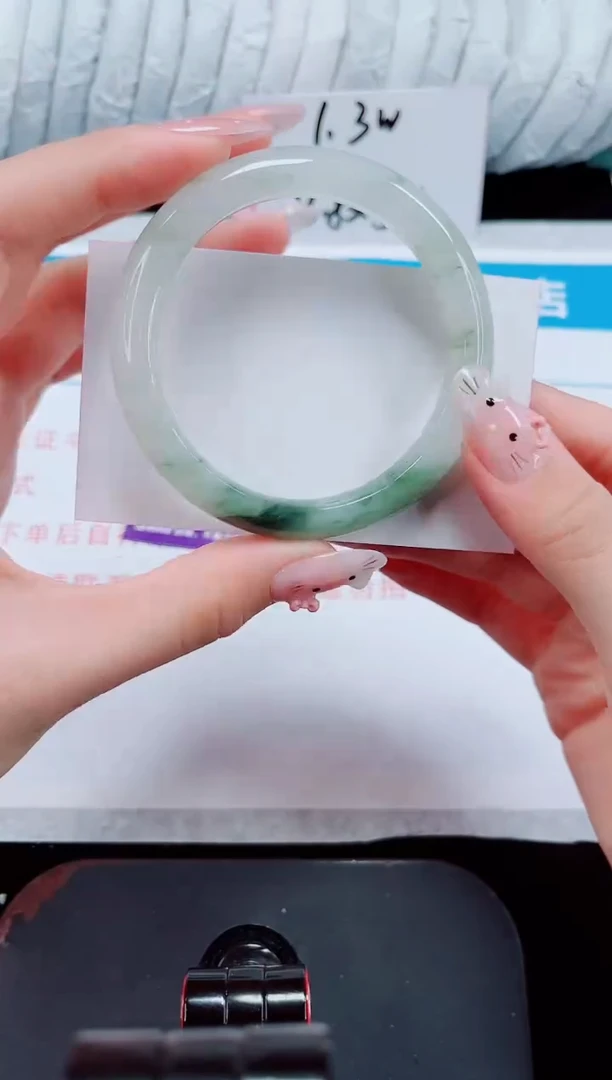 未镶嵌手镯石英质玉237-54/55