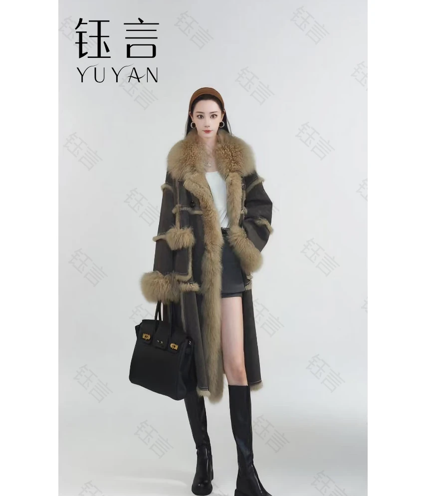 [子霜]设计师长款秋冬大羊毛领女款时尚皮毛一体翻领女装