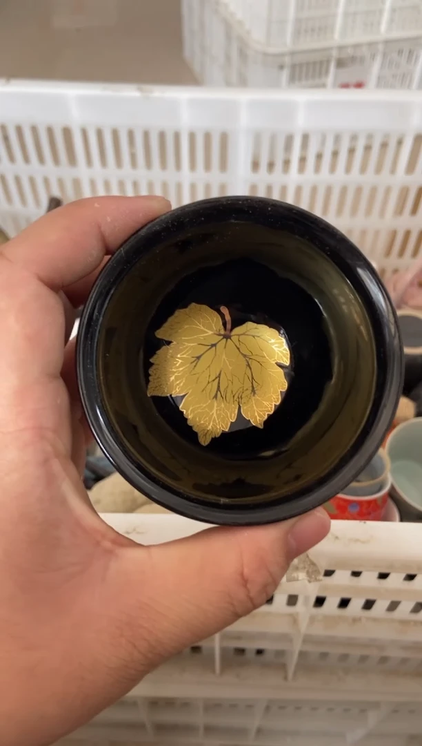无运费险有瑕疵的摄影的产品有使用过的痕迹有点脏介意勿拍