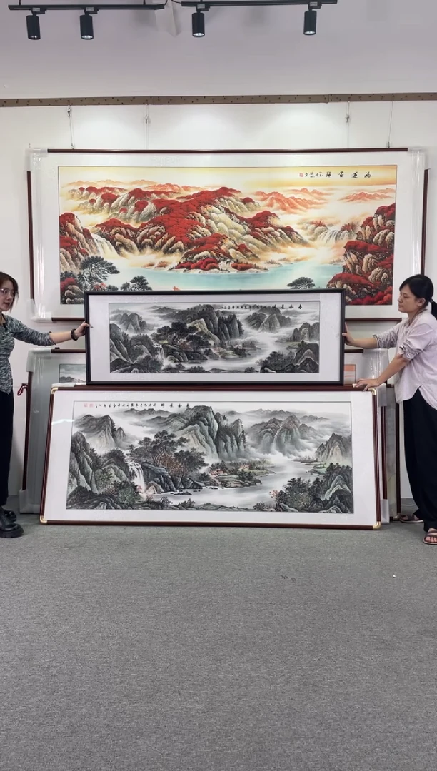 国画春和景明168*62手绘国画黑框