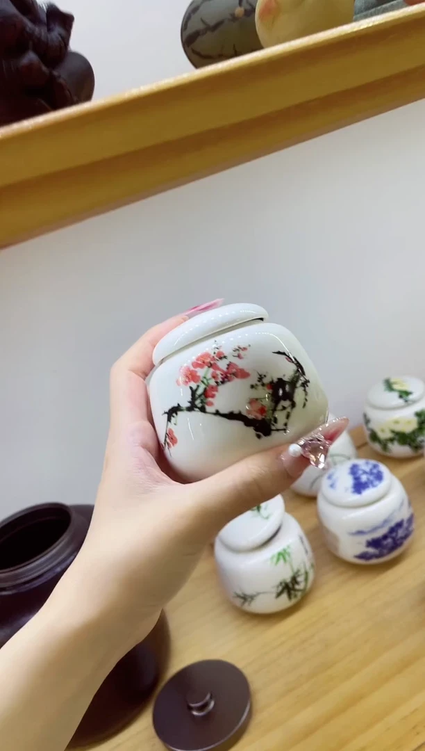 小茶叶罐梅花9#@@MCYGTCX9