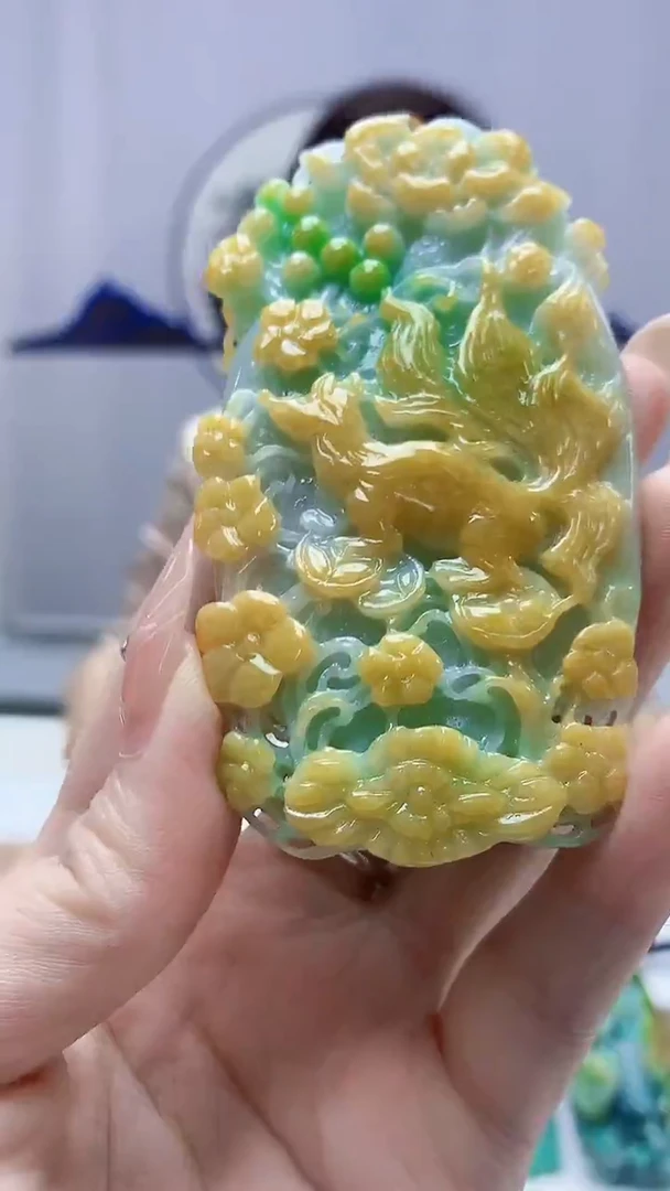 未镶嵌定制翡翠4829DD-毛货挂件148