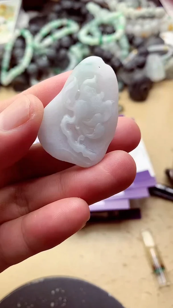 定制翡翠未镶嵌翡翠1