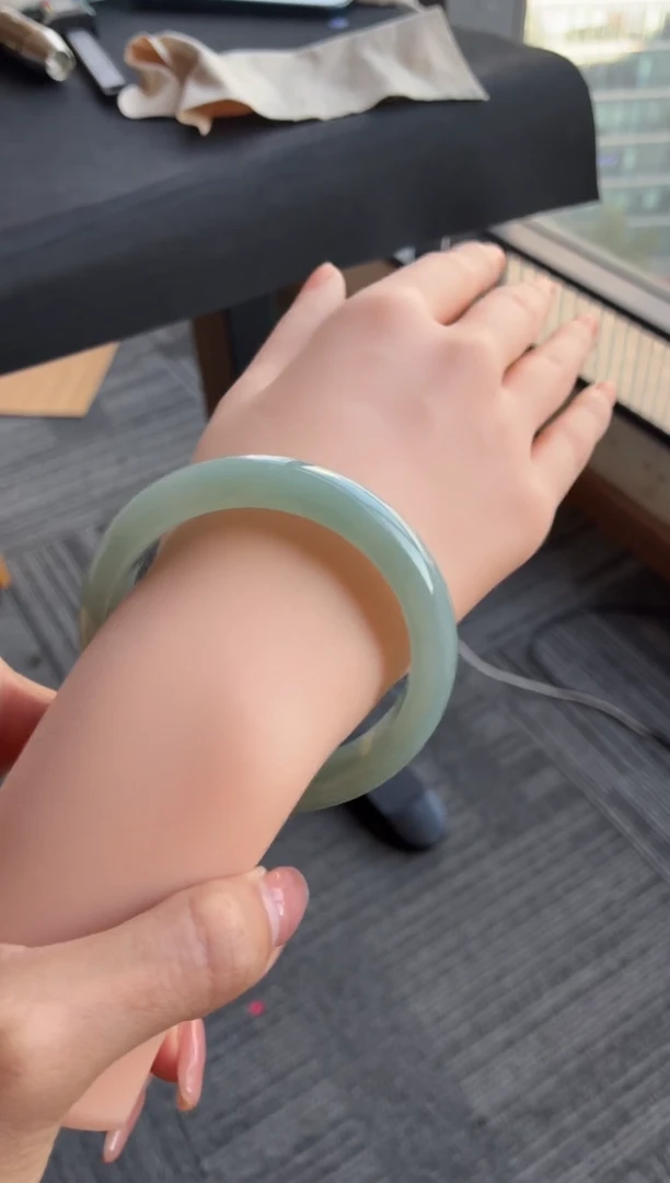 未镶嵌手镯翡翠17号58.1*13*8.4正圈