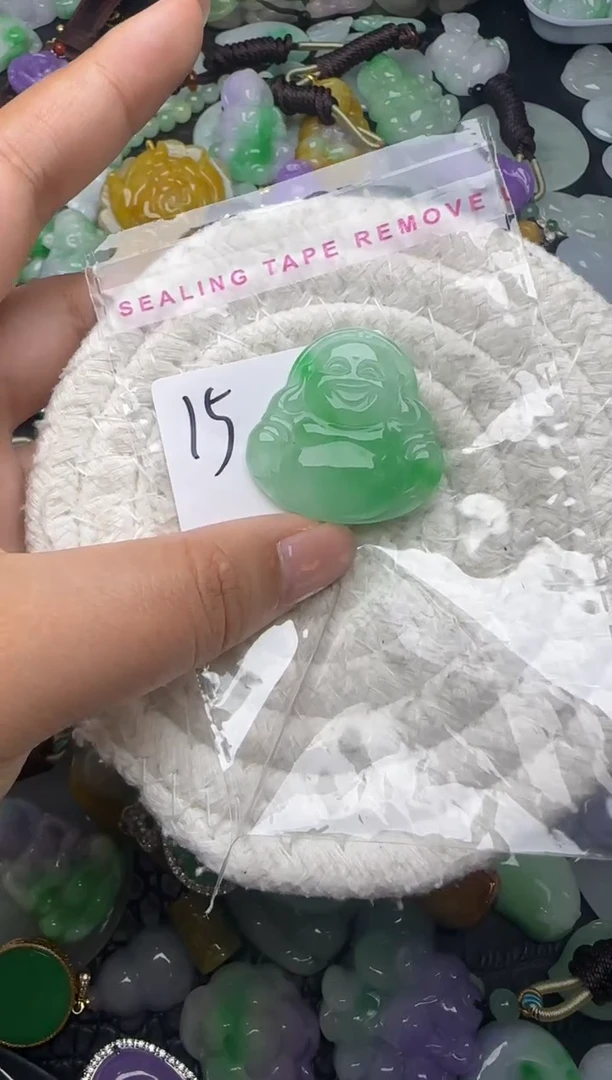 颈饰未镶嵌翡翠缅甸翡翠吊坠