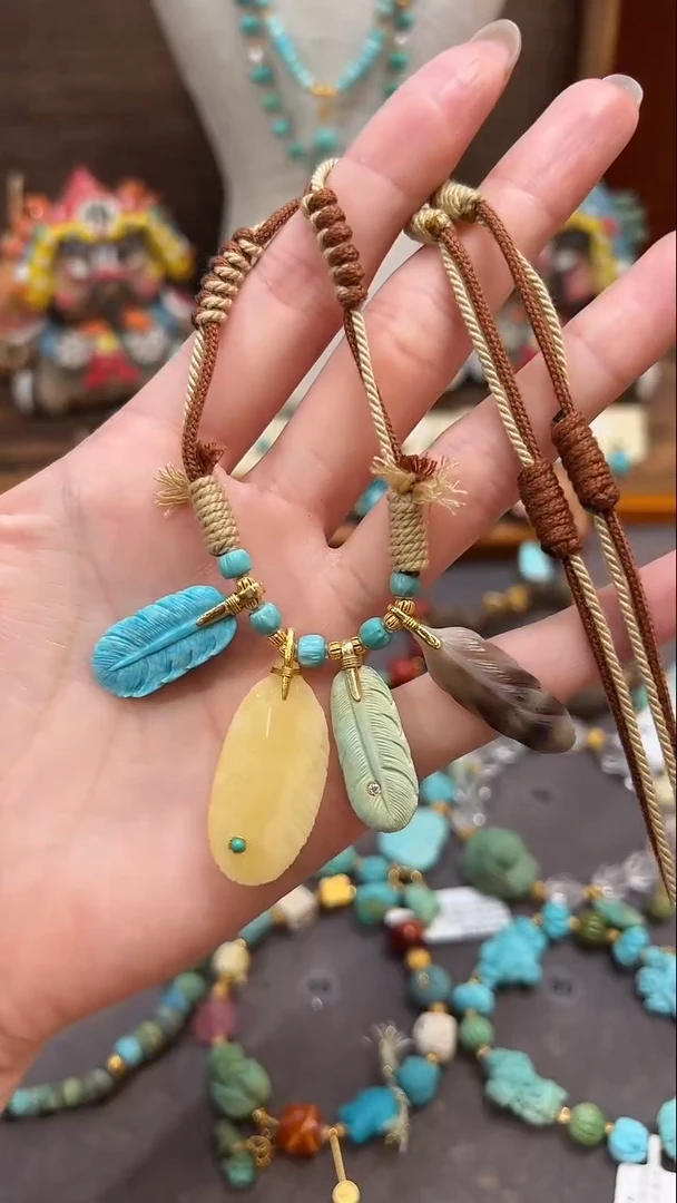 绿松石18K金镶嵌颈饰绿松石项链