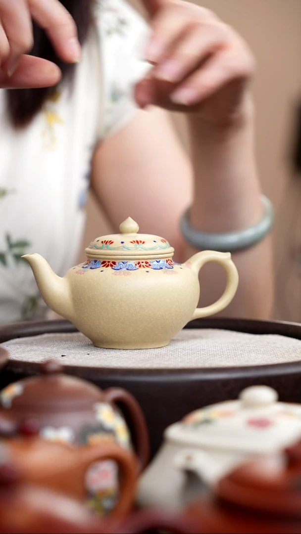茶壶紫砂本山绿笑樱珐琅彩