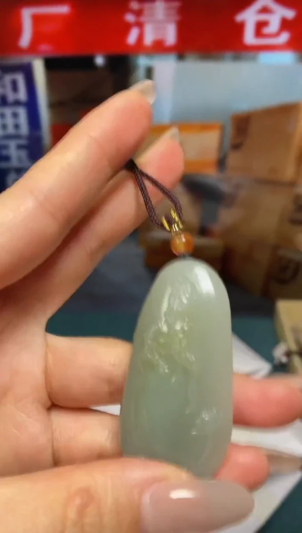 颈饰未镶嵌和田玉1