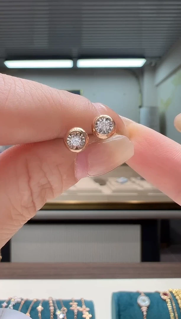 【闪购商品】钻石耳钉18K金镶嵌钻石泡泡耳钉K红