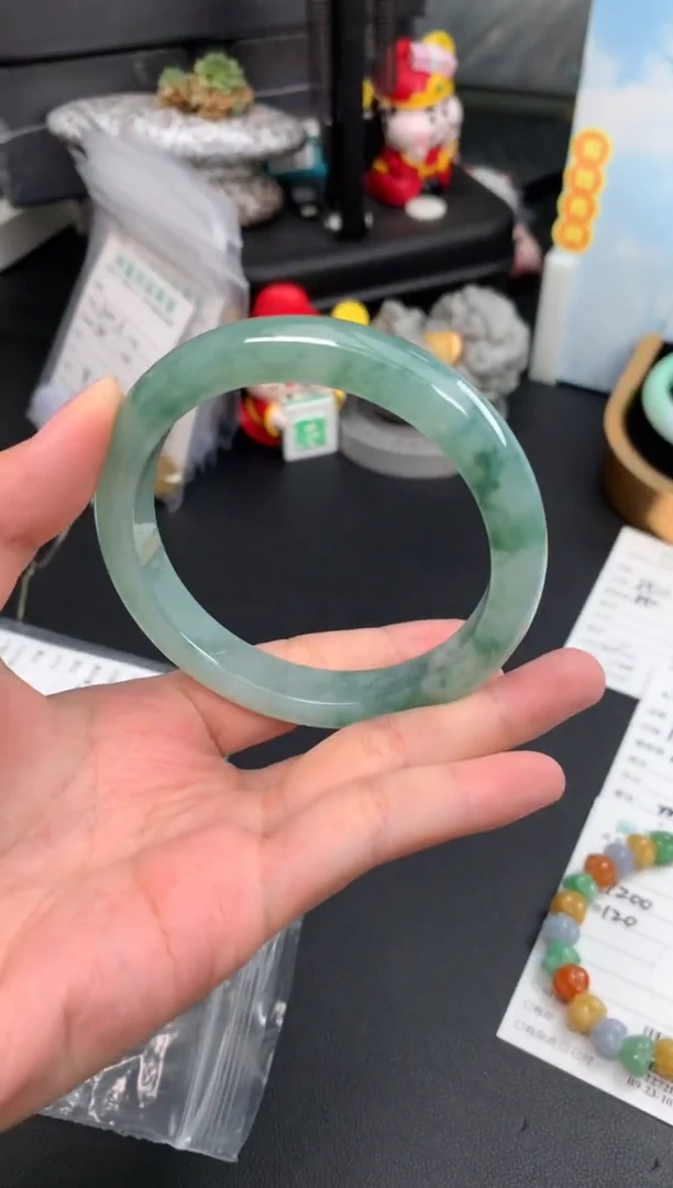 未镶嵌挂件翡翠48小时鉴赏期 退货不扣服务费