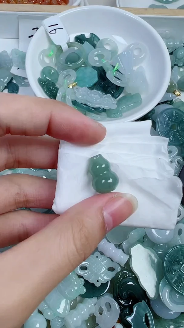 散珠翡翠138号链接，A货翡翠