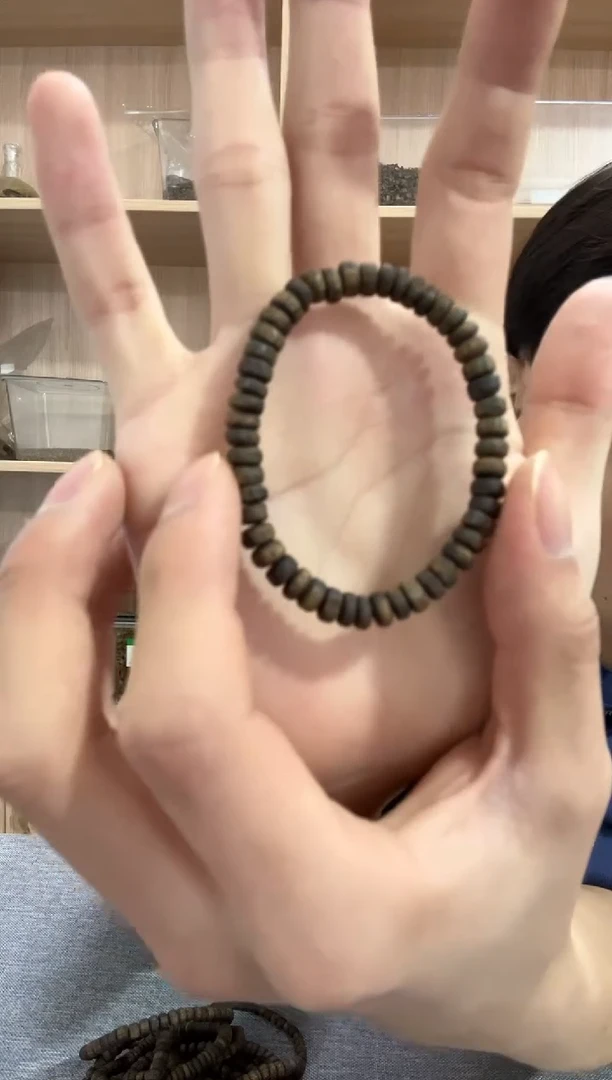 【闪购商品】沉香手串05沉水算盘珠单圈4克+ 多样性发其一