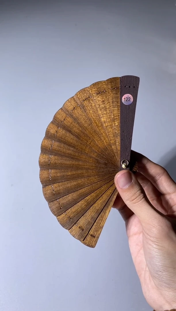 【闪购商品】金丝楠122号10cm金丝楠迷你扇