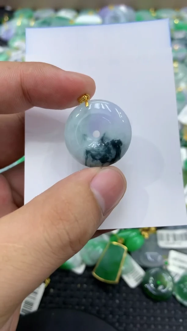 颈饰未镶嵌翡翠天然缅甸翡翠A货