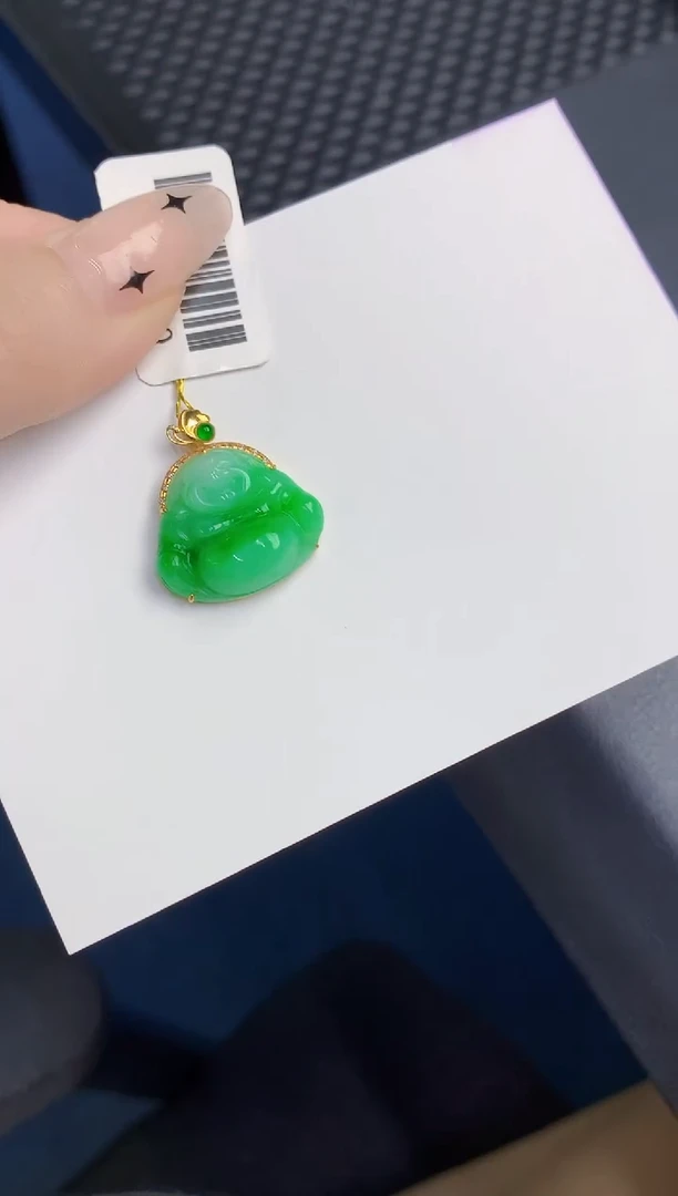 颈饰18K金镶嵌翡翠缅甸天然翡翠A货