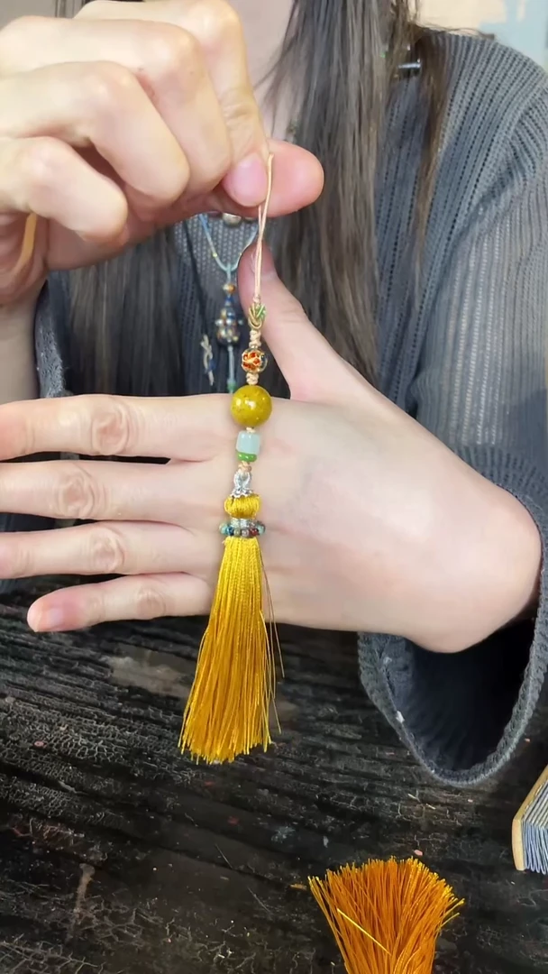 漆器手机挂件定制款