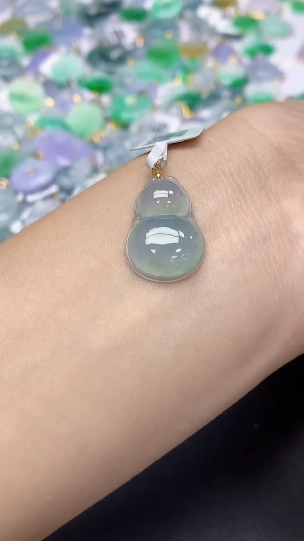翡翠未镶嵌颈饰天然缅甸a货翡翠