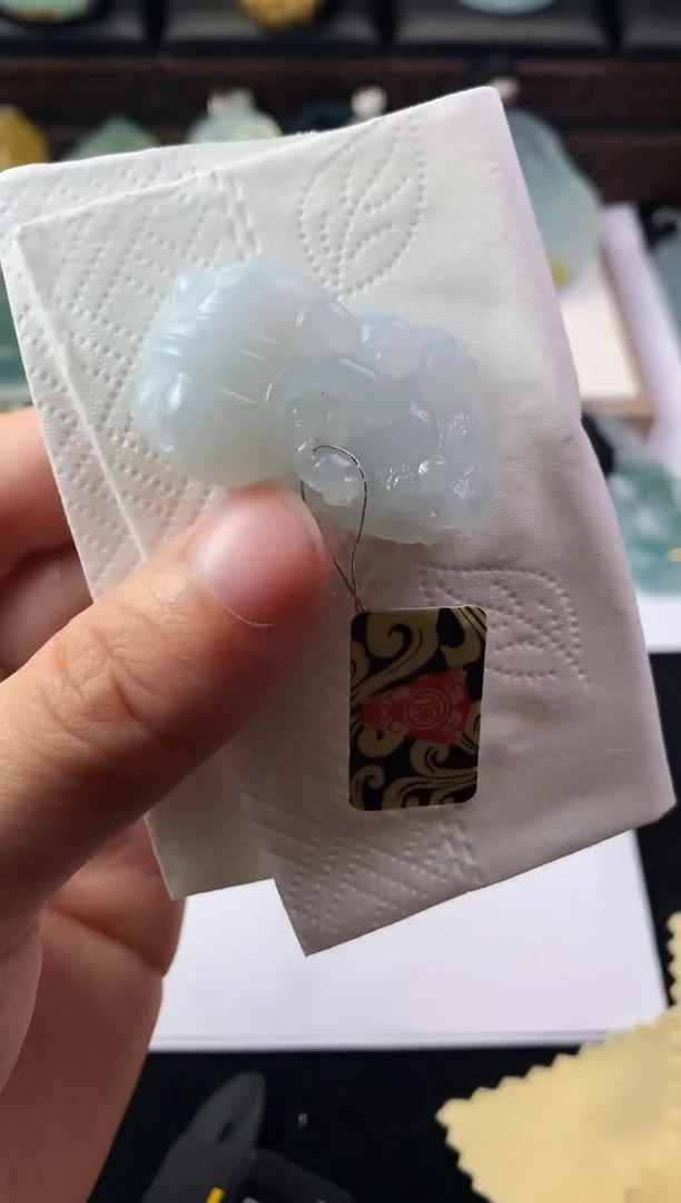 未镶嵌定制翡翠邂****?毛货不退不换