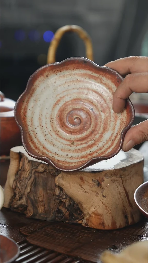紫砂全手工花型小壶承